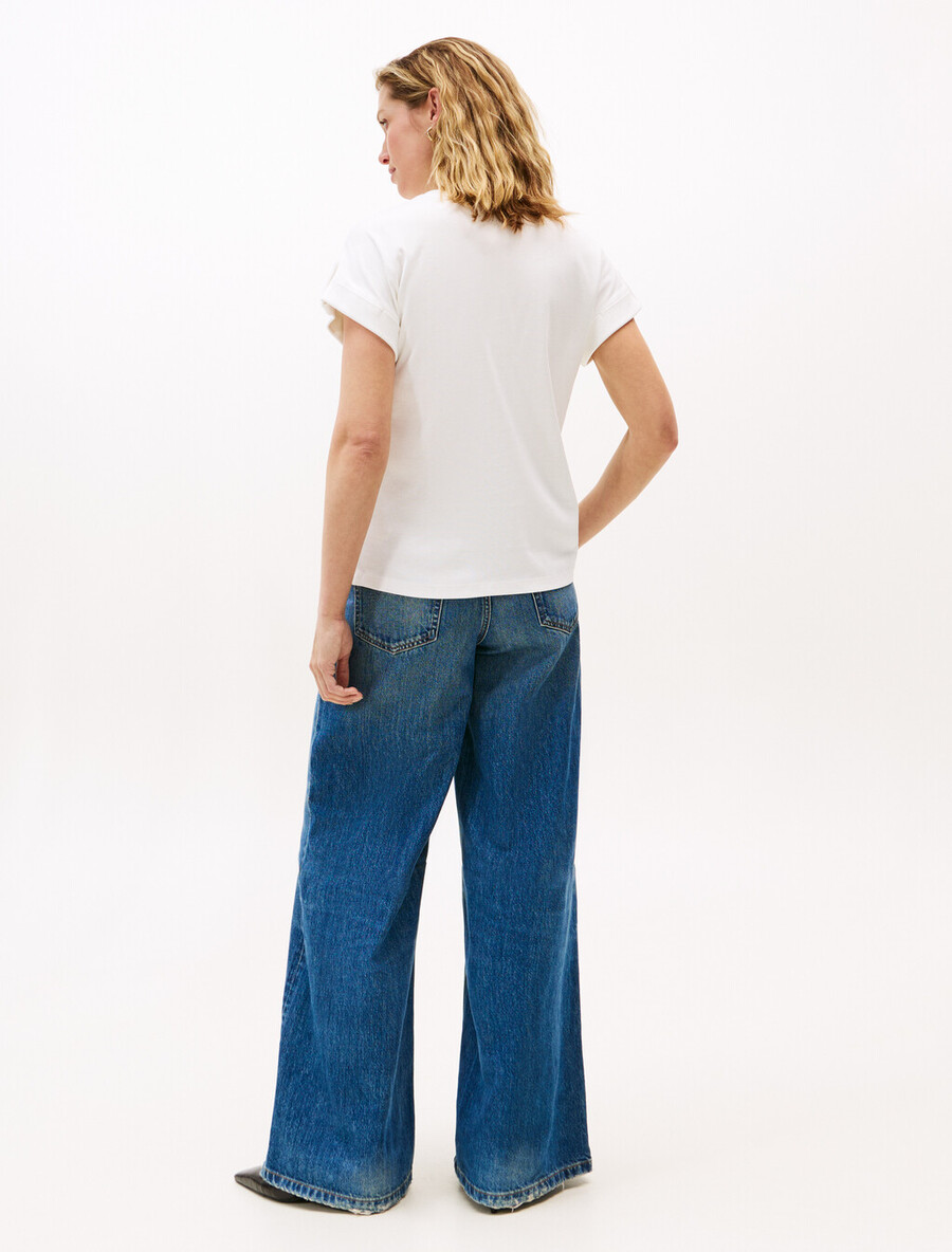 roll tab t-shirt
