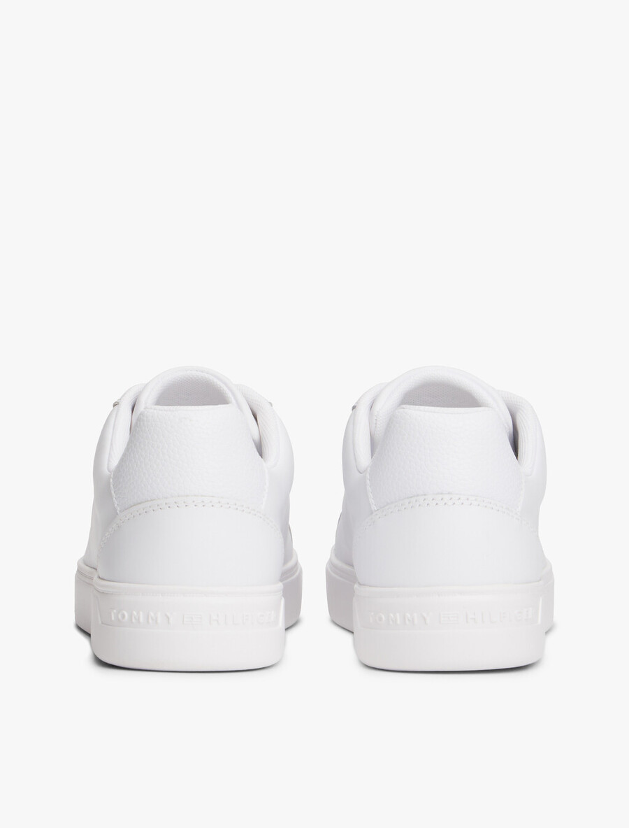flag court sneaker