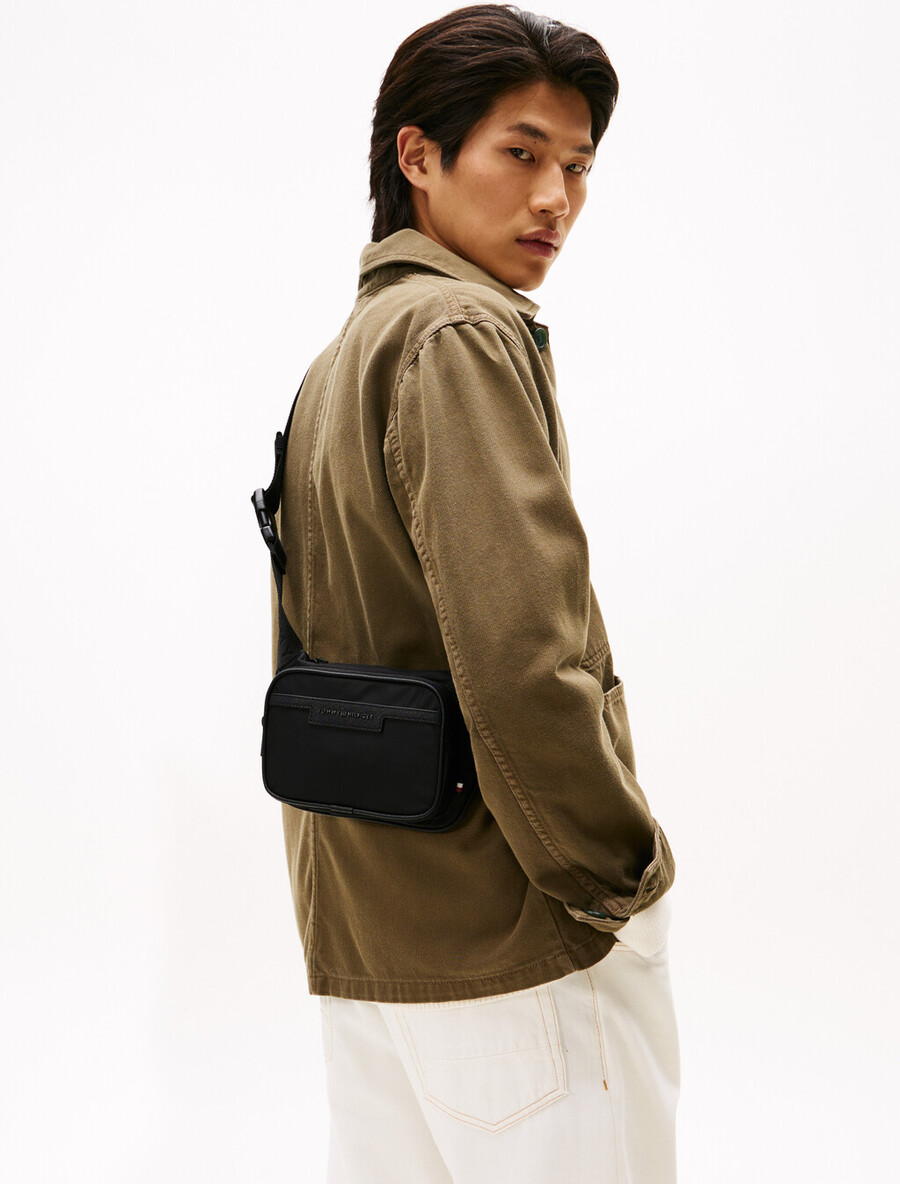 bauchtasche aus recyceltem polyester