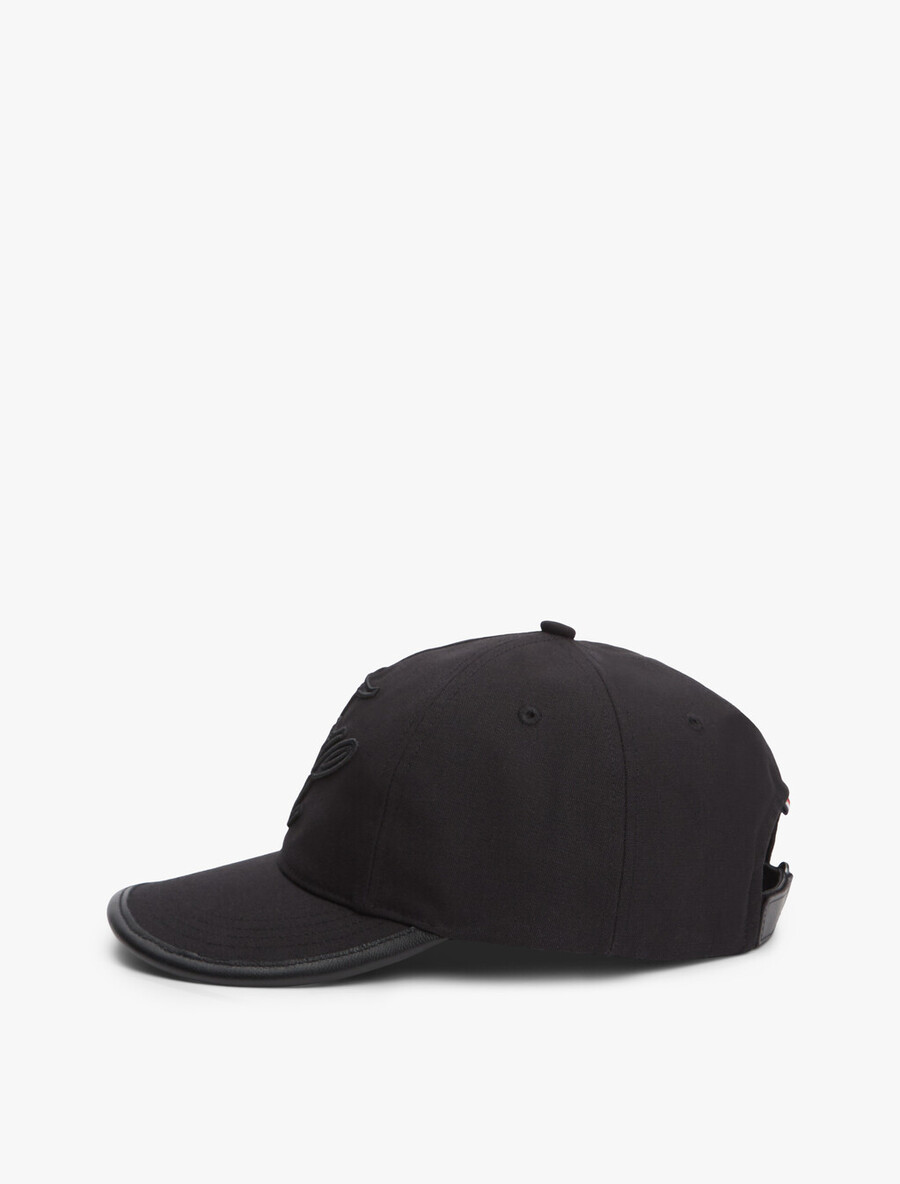baseballkappe mit logostickerei und fünf panels