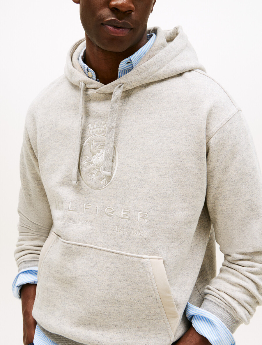 varsity crest relaxed fleece hoody