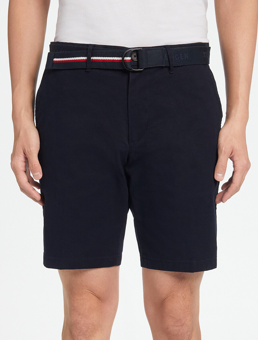 essential brooklyn shorts aus bio-baumwoll-twill mit gürtel
