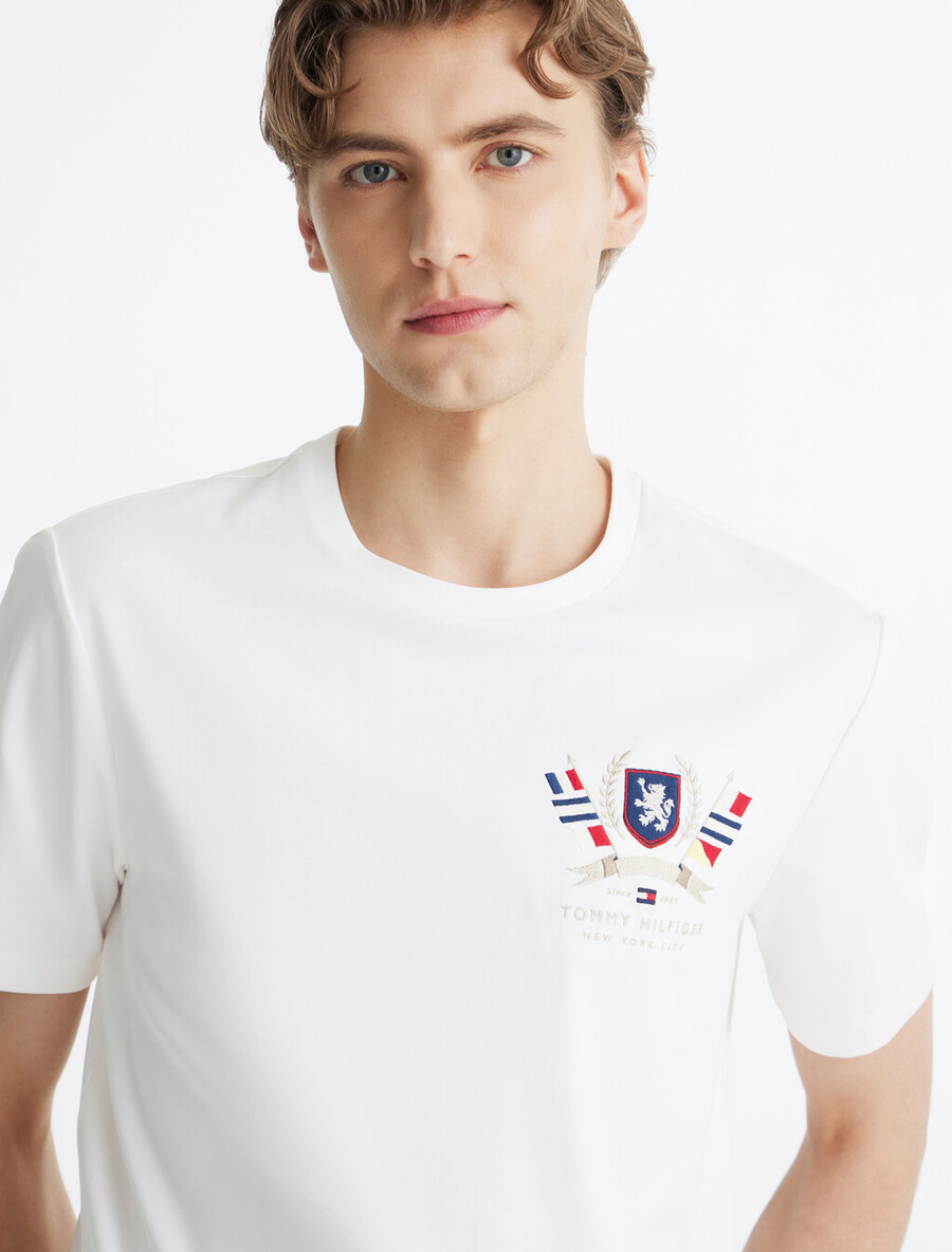 hilfiger crest interlock t-shirt