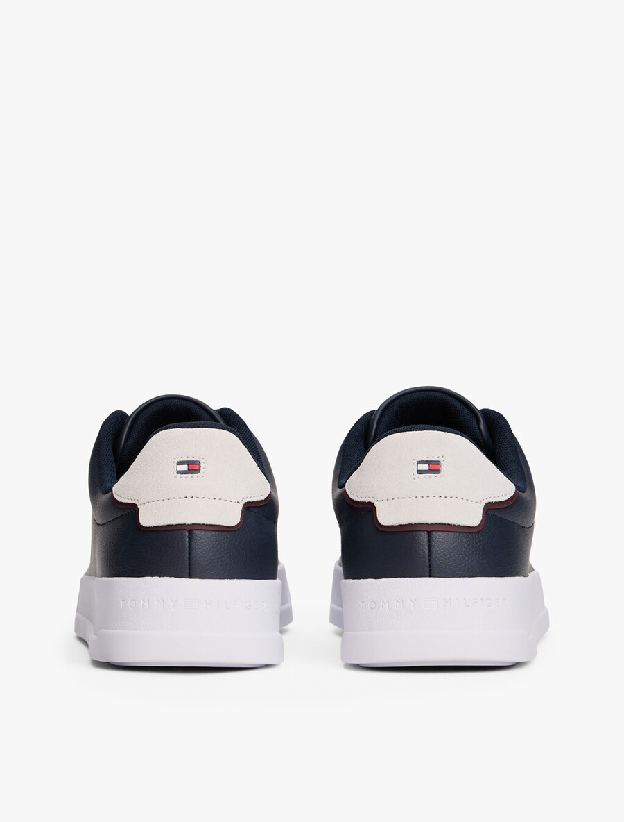 pebble grain court trainer