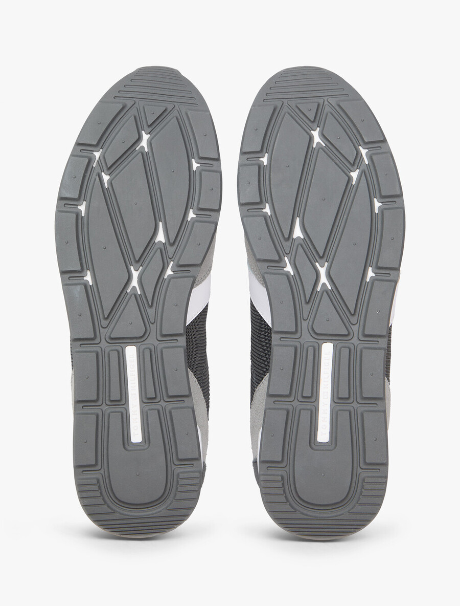 sneaker aus wildleder mit gemischter textur