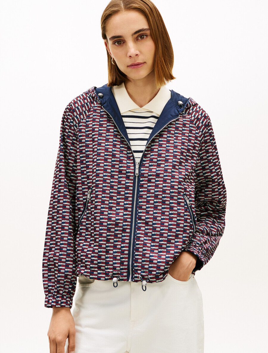 wendbare windjacke mit allover-print
